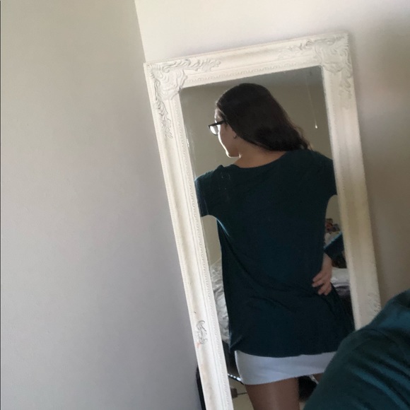 HOLLISTER notch top - Picture 2 of 2